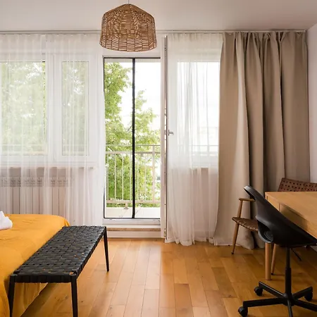 Metro Stoklosy 2-bedroom Daire Varşova