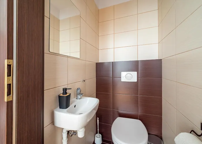 Metro Stokłosy 2-bedroom * Warszawa