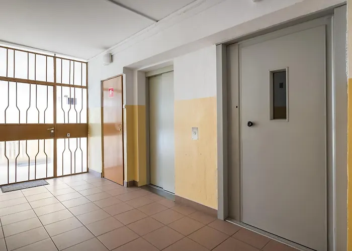 Metro Stokłosy 2-bedroom *