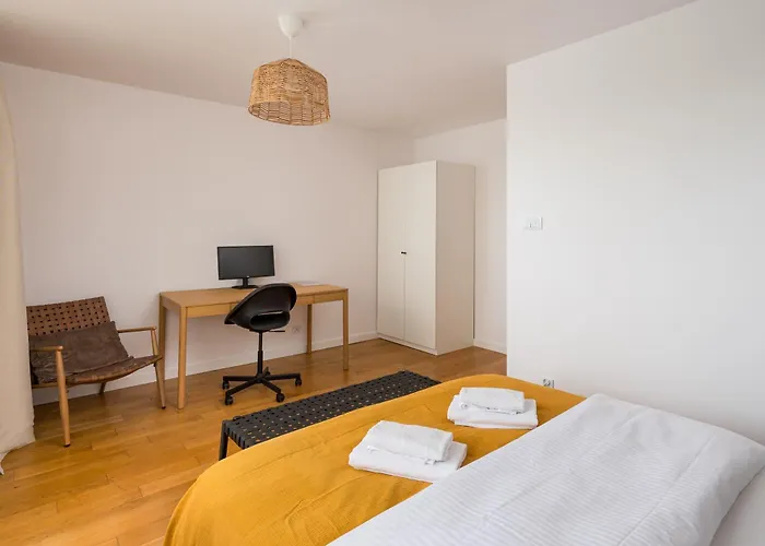 Metro Stokłosy 2-bedroom * Warszawa