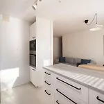 Apartmán Metro Stoklosy 2-bedroom By Bookinghost Varšava